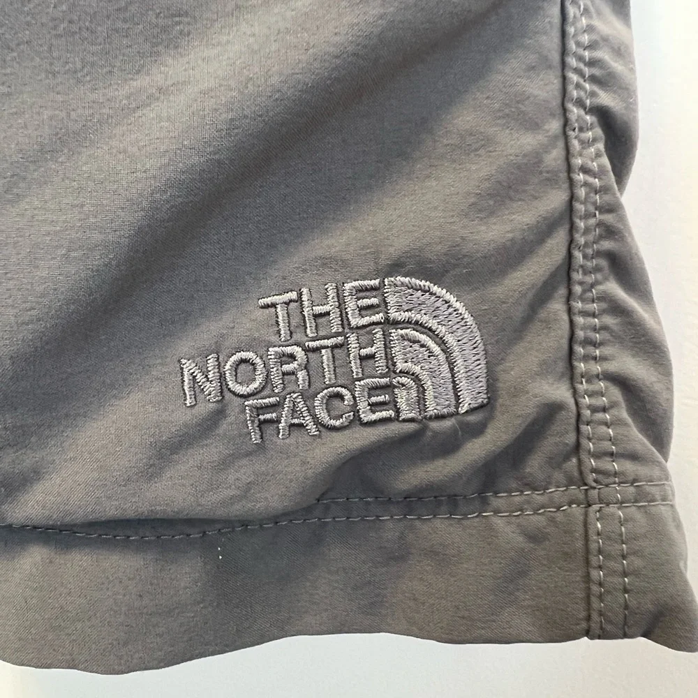 The North Face Men's Hiking Shorts Size Men’s 32 Color Gray